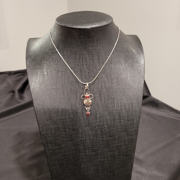 Garnet, Smokey Quartz & Sterling Silver Pendant - Picture 2 of 3